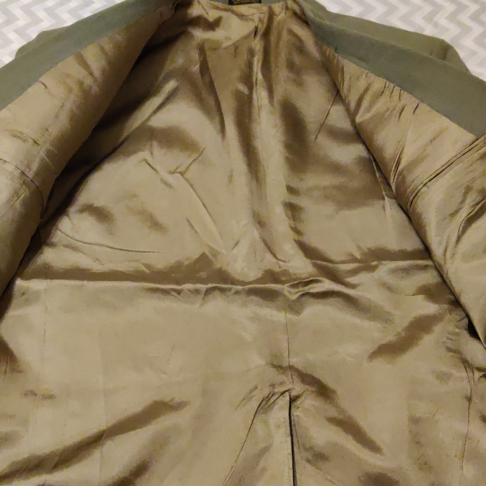 Custom Tailored Suit. - Picture 7 of 7